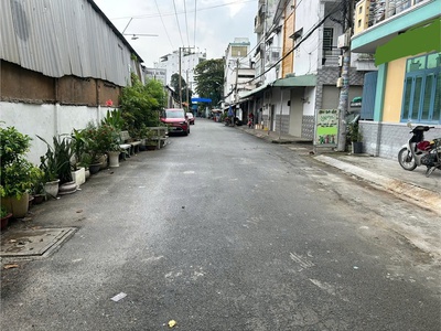 Bán nhà p15 - tân bình - giáp trường chinh - hxh - sổ vuông a4 4