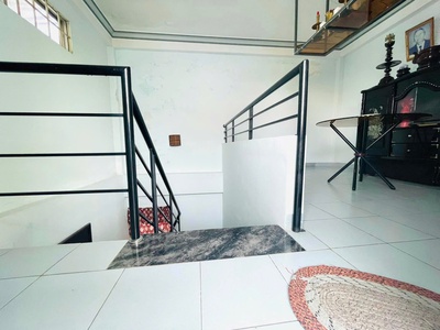 Nhà bê tông cốt thép gần biển ba làng ngang 6m hẻm thông quảng đức, bắc nha trang. 4