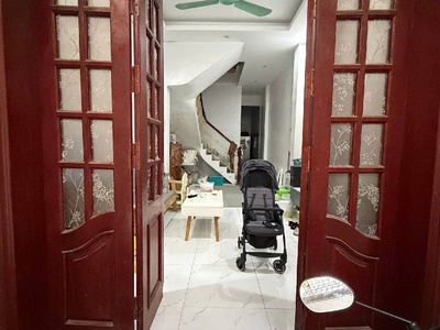 Yên hòa 45m x4 tầng 9,6 tỷ nhà mặt ngõ thông,gần phố,ngõ rộng 2,5m,giá đầu tư 1