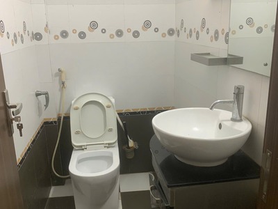 Bán nhà mặt ngõ rộng 4m đường Hoàng Văn Thụ, gần Nhà hát lớn Thành phố 2