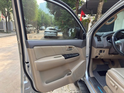 Hà Nội, Vinsmart Tây Mỗ, bán Toyota Fortuner V 2.7, 15V km, 7