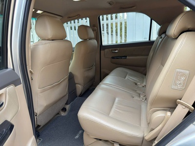 Hà Nội, Vinsmart Tây Mỗ, bán Toyota Fortuner V 2.7, 15V km, 9