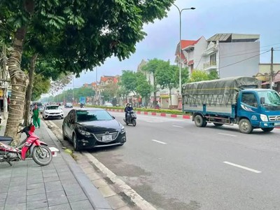 Bán nhà 3 tầng Mặt Phố Trần Hưng Đạo - TP Hải Dương 2