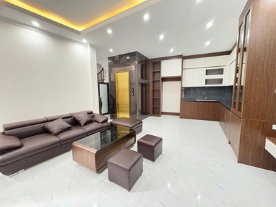 Văn Quán nhà đẹp thoáng sáng, nội thất xịn xò, thang máy chạy vù vù, ba bước ra phố, 35m2, hơn 9 tỷ 0