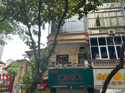 Bán nhà mặt phố Thụy Khuê 90m , mặt tiền 6m, 4 tầng, sổ vuông, giá chỉ nhỉnh 200 triệu/m 2