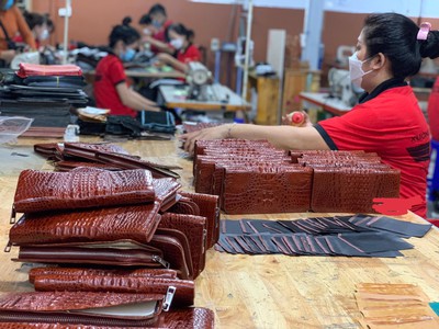 Xưởng Đồ Da Quang Trung Cung Cấp Sỉ Và Gia Công Riêng 0