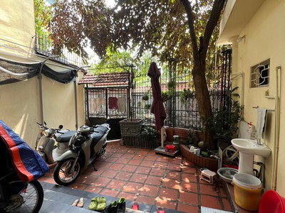 Mặt ngõ 144 Quan Nhân, ô tô tránh, view hồ, Đầu tư tuyệt vời 1