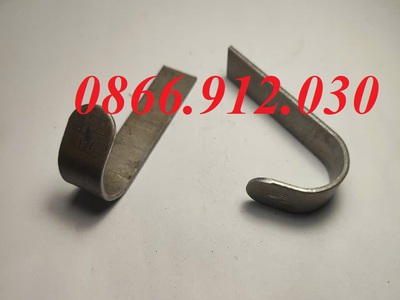 Tại sao nên sử dụng móc treo cặp học sinh trong thiết kế bàn học sinh 3