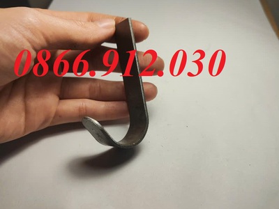 Tại sao nên sử dụng móc treo cặp học sinh trong thiết kế bàn học sinh 7