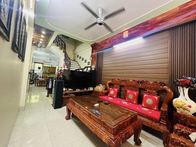 Mặt phố kinh doanh - 4 tầng - thang máy - gần kcn bắc thăng long 0