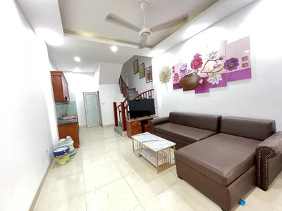 Nhà mới ở luôn nguyễn văn linh 31m2 x 4 tầng  5.86 tỷ long biên - hà nội. 0