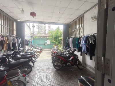 Bán nhà 3 tầng, 6pn đường số 8, tăng nhơn phú b, q.9 , tp hcm, dt- 130m2, sổ hồng. giá 10.85 tỷ. 4