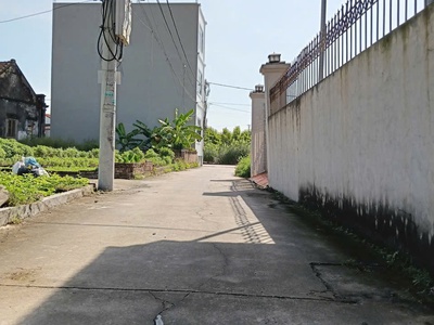Siêu siêu hiếm, siêu siêu đẹp dt nhỏ xinh trục chính kinh doanh 0