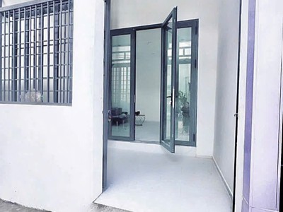Bán nhà mới xây xã phú hữu nhơn trạch đồng nai cách phà 1.5km 0