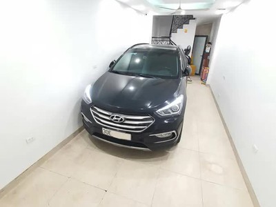 Bán nhà nguyễn khoái 30m2. 5 tầng. mặt tiền 3.21m. giá 12.6 tỷ hai bà trưng hà nội 0