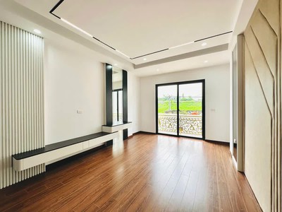Nhà mới ô tô đô cửa full nội thất bát khối 45 m2 x 6  11.9 tỷ long biên hà nội. 3