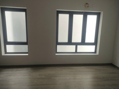 Bán nhà lạc long quân - tây hồ, dt75m2, mt4.8m, gần hồ tây lộng gió  chỉ 11.3 tỷ 2