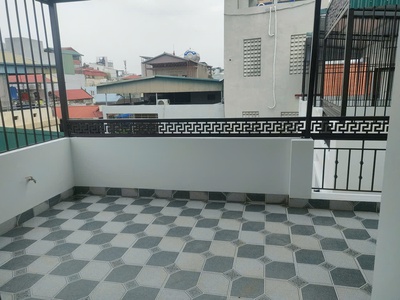 Bán nhà lạc long quân - tây hồ, dt75m2, mt4.8m, gần hồ tây lộng gió  chỉ 11.3 tỷ 3