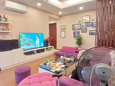 Tin thật 100  ch 100m2 x 3pn có lốt ô tô tại star tower - ban công đông bắc - nội thất 600 triệu 1