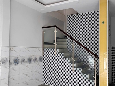 Nhà 2 tầng mt hưng phú p. chánh hưng. giá 7.38 tỷ tl 2