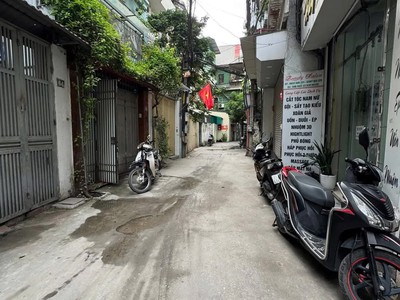 Bán nhà kim ngưu 40/45m2. 4 tầng. mặt tiền 3.6m. giá đẹp 10.6 tỷ hai bà trưng hà nội 0