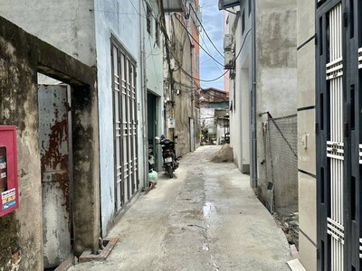 Bán nhà phố xốm 48m , 4 tầng, 2 thoáng, ngõ đẹp gần phố, lô góc, nhà mới kinh doanh ở ngay. 1