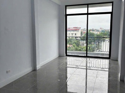 Cho thuê nhà ngõ ô tô tránh lĩnh nam, 45m2 x 5 tầng, 6pn, 4 wc, có thang máy, giá 25 triệu 1