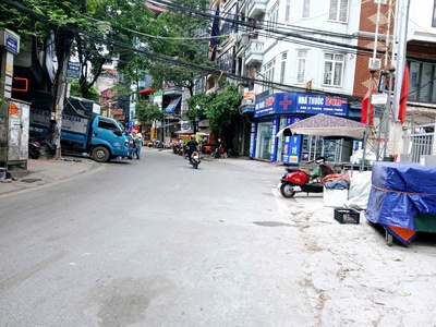 Cc cần bán lô đát 85m ở tây tựu. bắc từ liêm .hà nội. ô tô đỗ cách nhà 10m.  do chủ cần tiền gấp 3