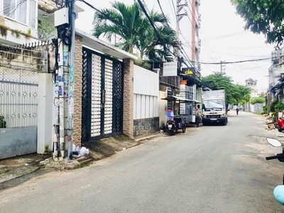 Bán nhà hẻm 8m lô góc 331// phan huy ích, ngay emart, 5x16m, cấp 4 - tiện xây, 8,5 tỷ. 1
