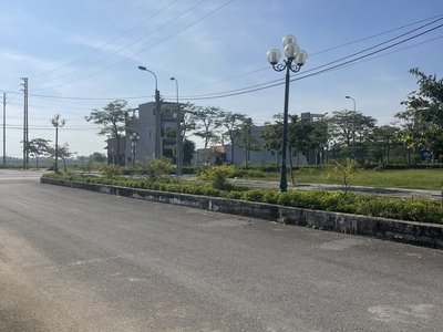 Bán đất lô đất ngay quốc lộ 47 trung tâm Phố Đà Triệu Sơn. Sân bay Sao Vàng 4