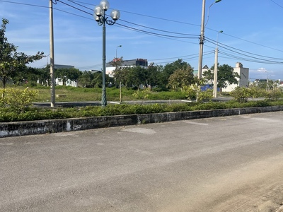 Bán đất lô đất ngay quốc lộ 47 trung tâm Phố Đà Triệu Sơn. Sân bay Sao Vàng 5