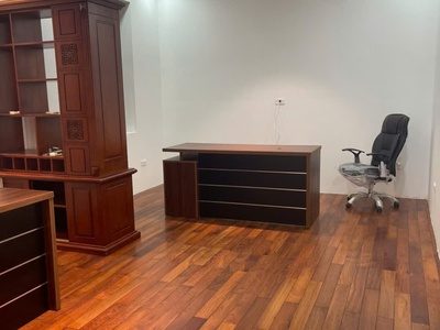 Giá tốt nhất thị trường , bán nhà ba đình, 125m ô tô vào nhà, chỉ 240tr/m 2