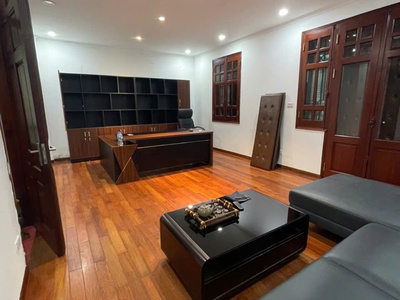 Giá tốt nhất thị trường , bán nhà ba đình, 125m ô tô vào nhà, chỉ 240tr/m 1