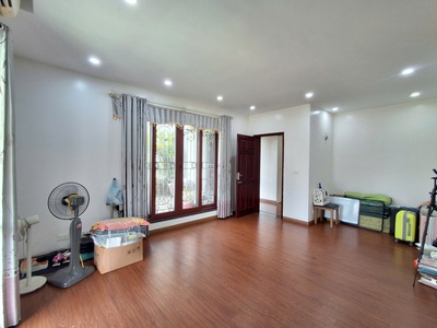 Biệt thự đẳng cấp - sân vườn - nội thất cao cấp-le grand jardin sài đồng 159m2, 4 tầng  42 tỷ. 4