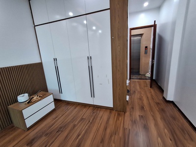 Nhà đẹp khu phân lô 918 phúc đồng 40/45 m2 x 6 tầng mặt tiền 3.6m,13.5 tỷ long biên-hà nội. 1
