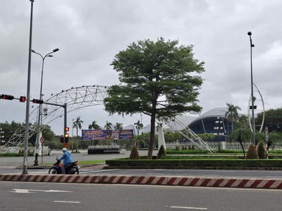 Đất vàng 500m    mặt tiền cách mạng tháng 8   3km ra biển mỹ khê   giá 4x tỷ 4