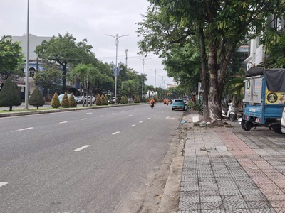 Đất vàng 500m    mặt tiền cách mạng tháng 8   3km ra biển mỹ khê   giá 4x tỷ 1