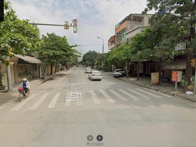 Bán đất 124m2 mặt tiền kinh doanh   đường nguyễn trường tộ, đông vĩnh 0