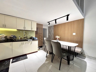 Sốc giảm 2 tỷ - chính chủ - nơ trang long - hxh thông - hoàn công đủ - mt 8m - kinh doanh đa ngành 2