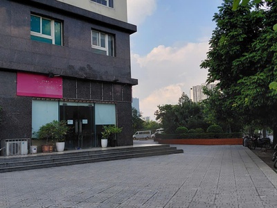 Cần bán cc vinaconex 3 trung văn 2 ngủ 2wc tầng trung tòa ct1b 1