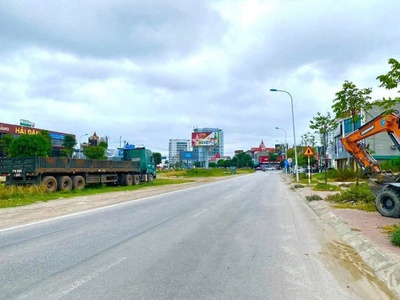 Bán 555m2 đất kinh doanh mặt đường 72m - quán bàu - tp vinh 1