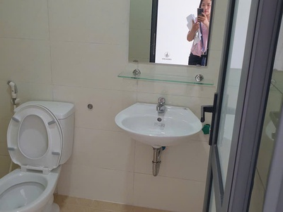 Cho thuê chung cư 282 Nguyễn Huy Tưởng, 70m 2 phòng ngủ, đồ cơ bản 11.5 triệu 3