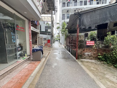 Cần bán 61m2 nhà 2 tầng cách 10m ra mặt ngõ 103 Ngô Xuân Quảng. Xung quanh bạt ngàn tiện ích 3