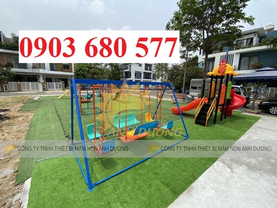 Xích đu ngoài trời dành cho trẻ en mầm non vui chơi 1
