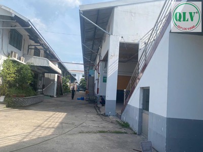 Bán nhà xưởng diện tích 1.851 m2 KCN Tây Ninh 30 tỷ 7
