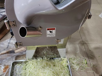 Máy thái sợi khoai môn, cà rốt , tự động Sh100 0