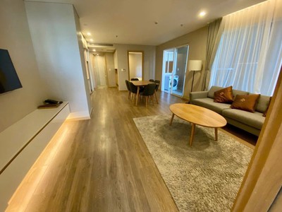 Cho thuê căn hộ Fhome 2 phòng ngủ - view phố đẹp 6