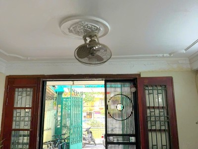 Trần duy hưng   phân lô vip   view hồ hiếm   85m    nhỉnh 300tr/m    32.5 tỷ 2