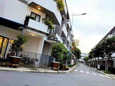 Nhà khu the pearl riverside shr 4 tầng 90m2, vuông   nguyễn văn tuôi long an ss 0