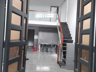 Giảm 120tr  nhà vuông 2 tầng 76m2   đặng thúc vịnh hóc môn ss 1